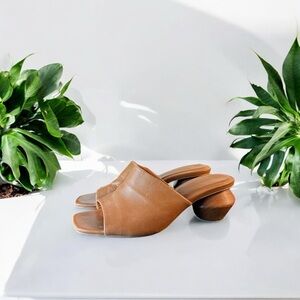 Zara Sculpted Wooden Heeled Tan Leather Mules